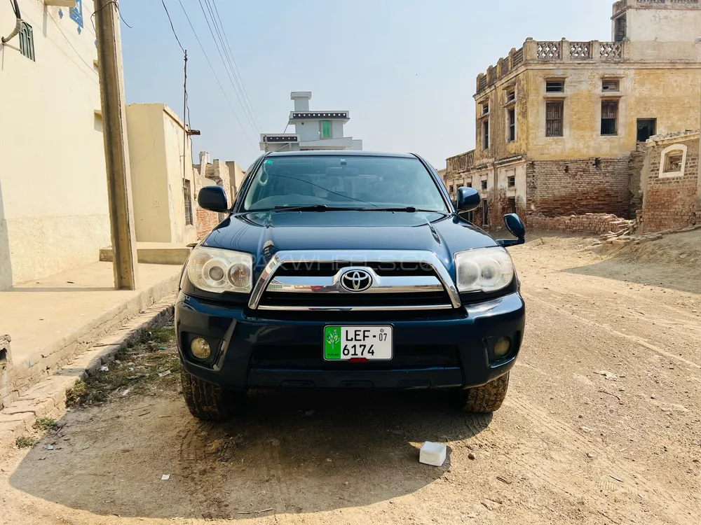 Toyota Surf 2005 for Sale in Depal pur Image-1
