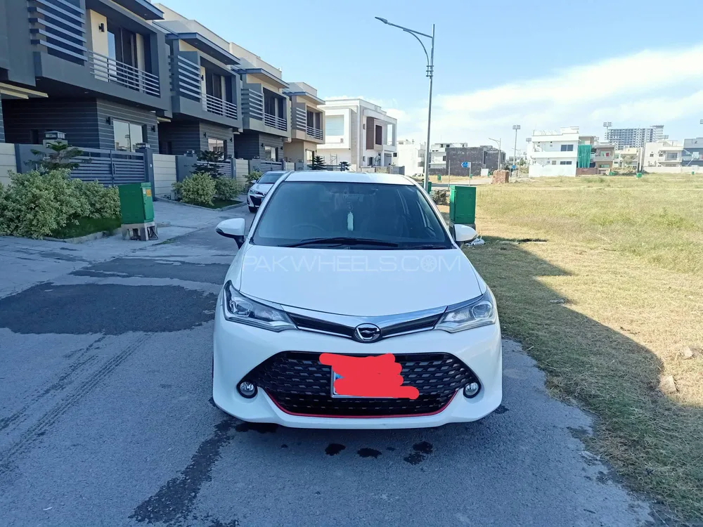 Toyota Corolla Fielder 2016 for Sale in Islamabad Image-1