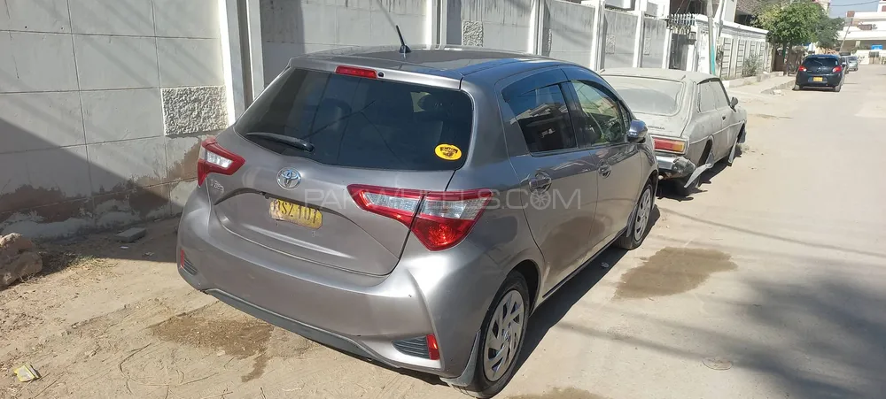 Toyota Vitz 2018 for Sale in Karachi Image-1