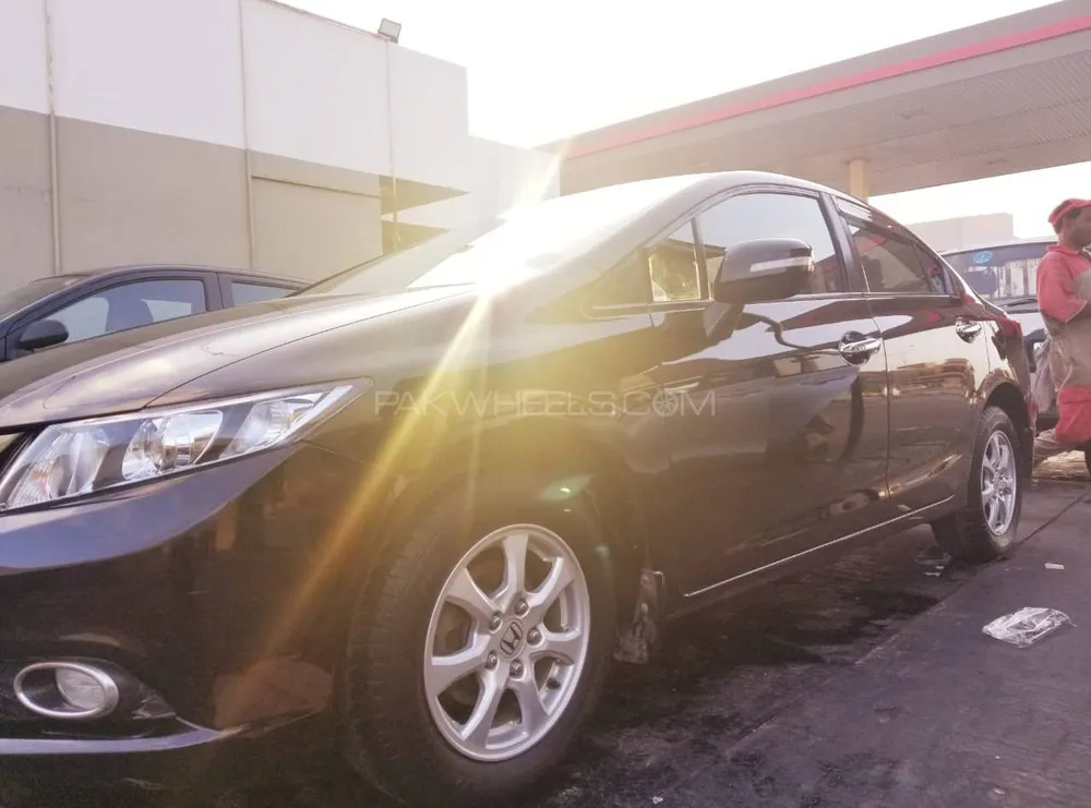 Honda Civic 2016 for Sale in Karachi Image-1