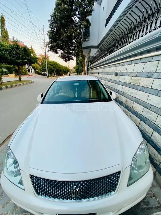 Toyota Crown 2005 for Sale in Karachi Image-1