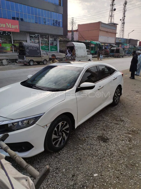 Honda Civic 2017 for Sale in Abbottabad Image-1