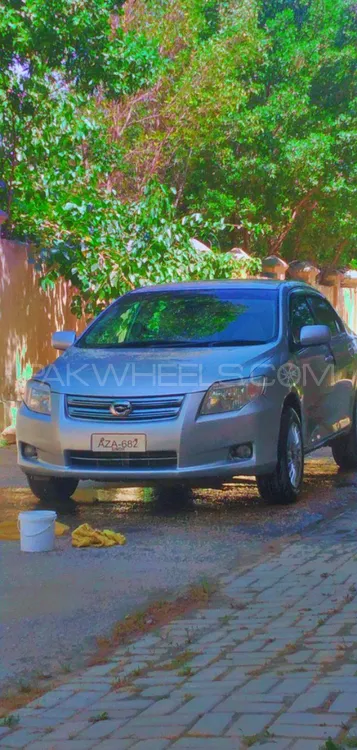 Toyota Corolla Axio 2014 for Sale in Dera ismail khan Image-1