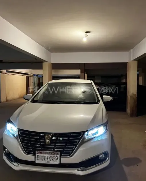 Toyota Premio 2020 for Sale in Karachi Image-1