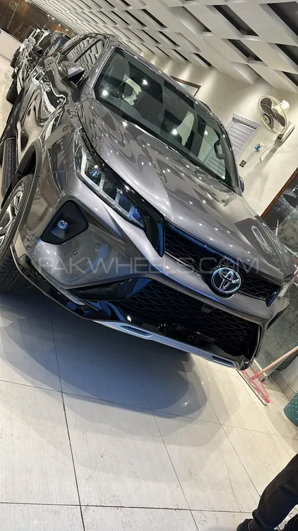 Toyota Fortuner 2023 for Sale in Islamabad Image-1