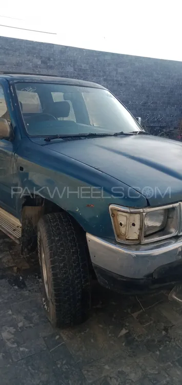 Toyota Hilux 1995 for Sale in Mardan Image-1