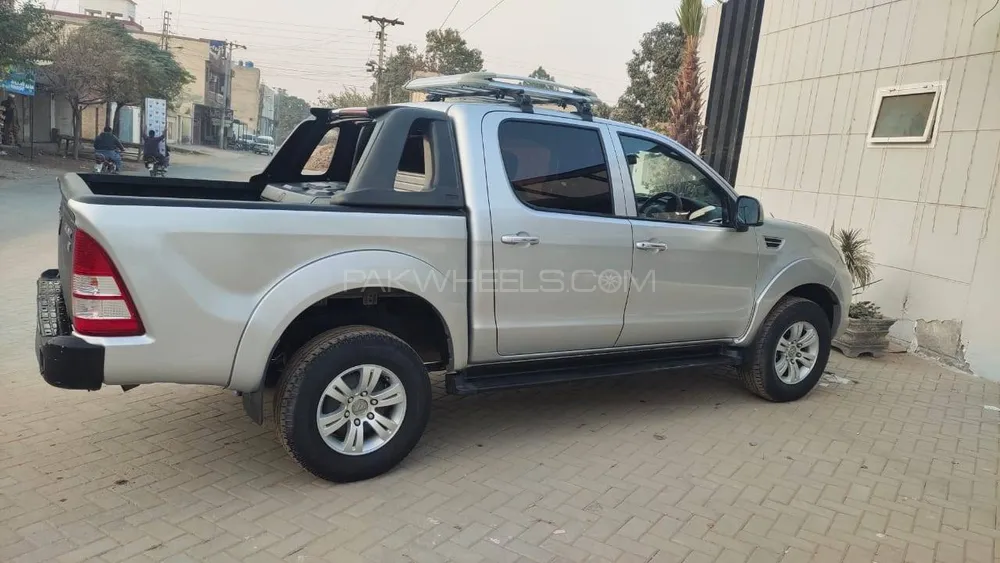 Isuzu D-Max 2017 for Sale in Sahiwal Image-1