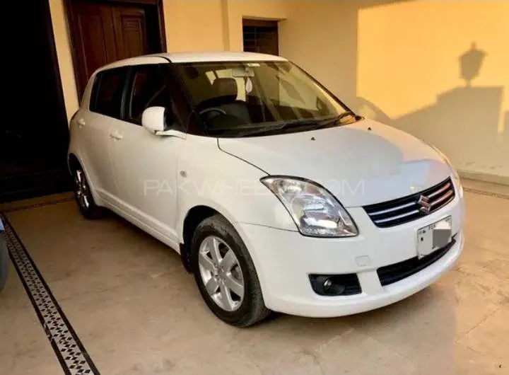 Suzuki Swift 2020 for Sale in Lahore Image-1