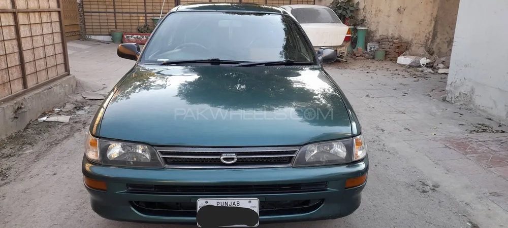 Toyota Corolla 2000 for Sale in Lahore Image-1