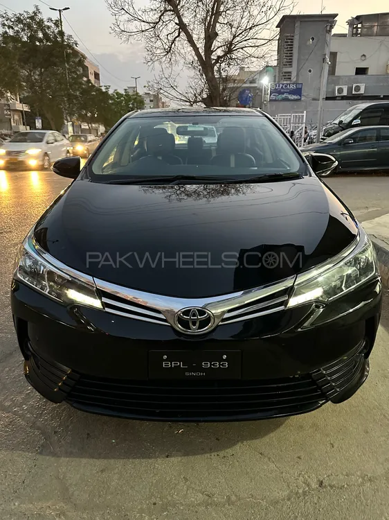 Toyota Corolla 2019 for Sale in Karachi Image-1