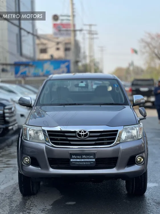 Toyota Hilux 2015 for Sale in Lahore Image-1