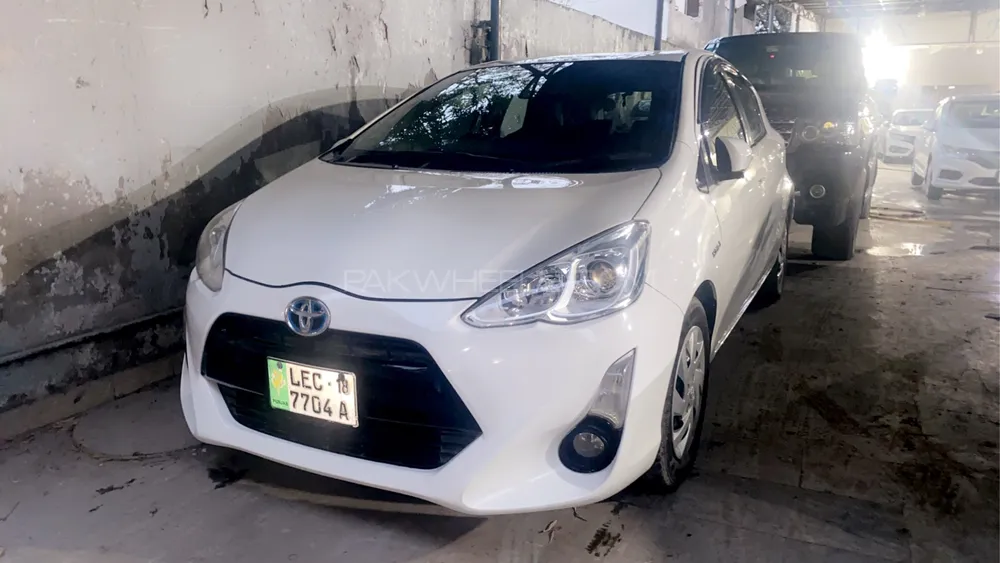 Toyota Aqua 2015 for Sale in Lahore Image-1