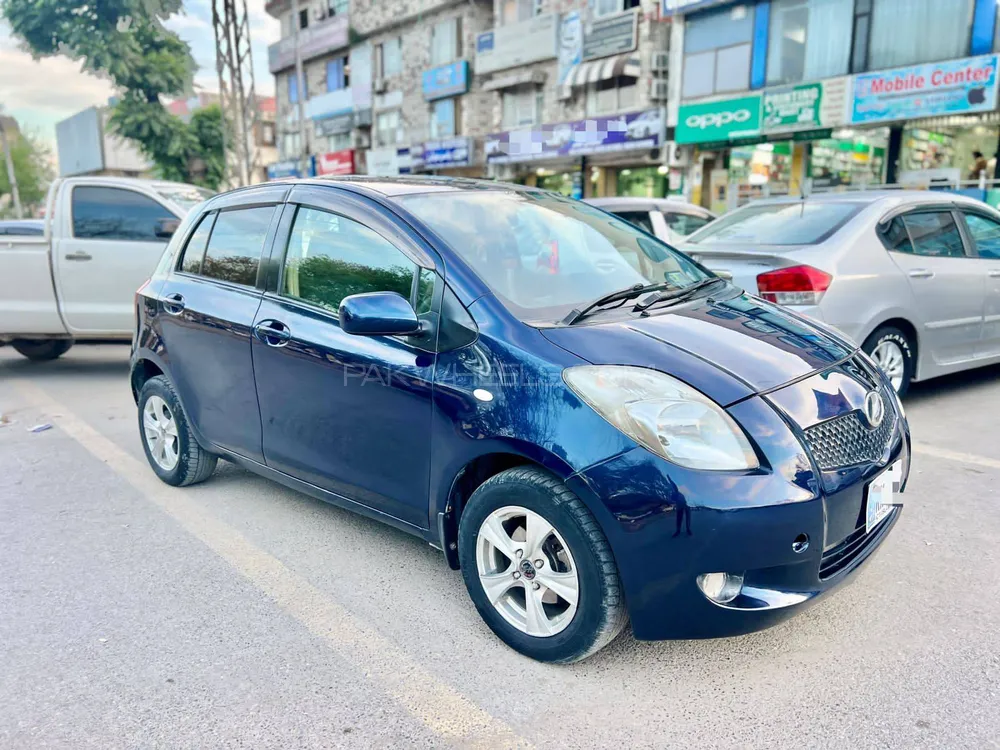 Toyota Vitz 2005 for Sale in Islamabad Image-1