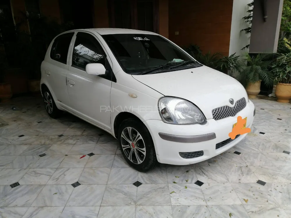 Toyota Vitz 2004 for Sale in Quetta Image-1