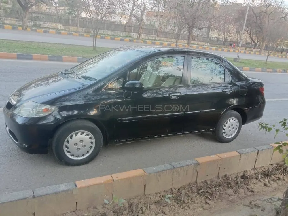 Honda City 2004 for Sale in Islamabad Image-1