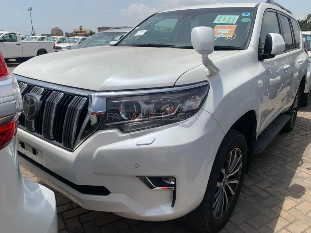 Toyota Prado 2017 for Sale in Lahore Image-1