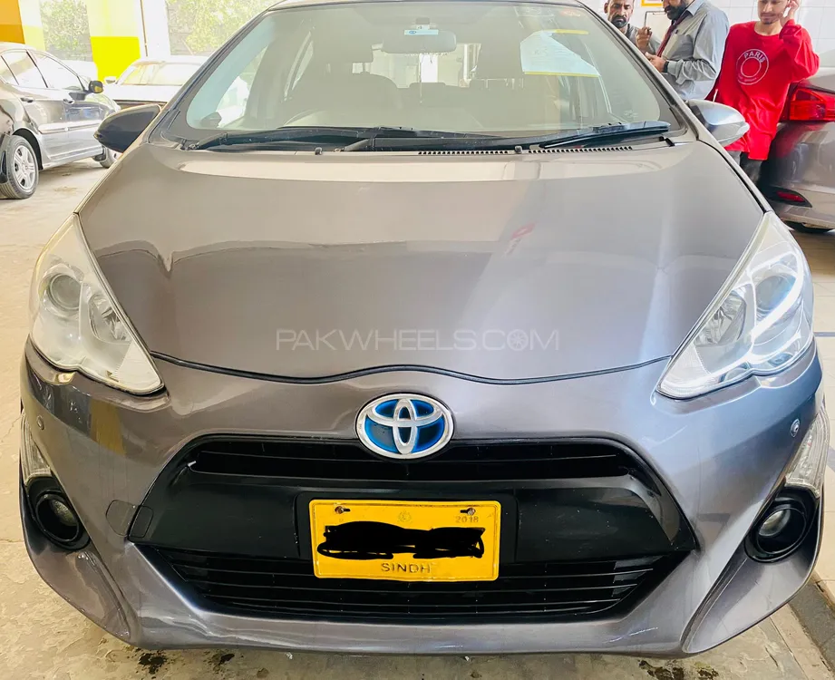 Toyota Aqua 2015 for Sale in Karachi Image-1