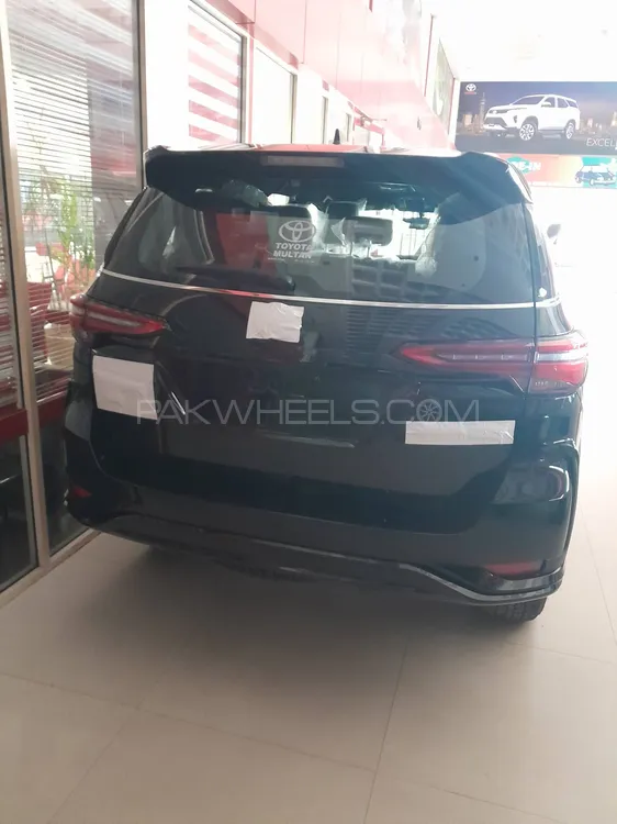 Toyota Fortuner 2023 for Sale in Multan Image-1