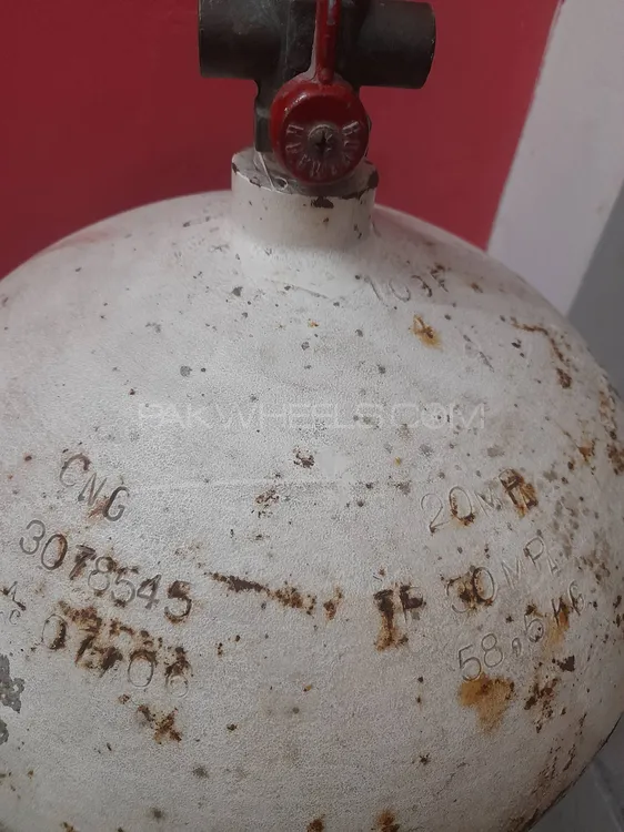 CNG cylinder 60kg with kit Image-1