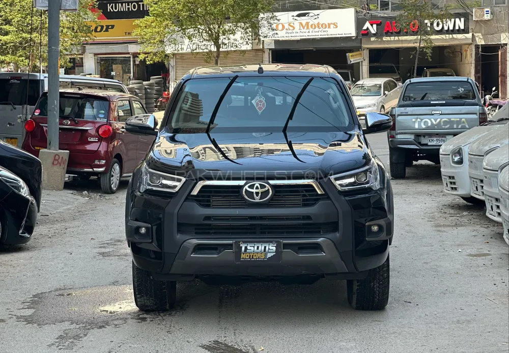 Toyota Hilux 2021 for Sale in Karachi Image-1
