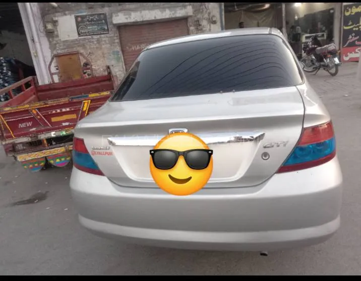 Honda City 2004 for Sale in Sheikhupura Image-1