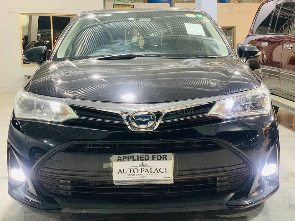 Toyota Corolla Fielder 2018 for Sale in Peshawar Image-1