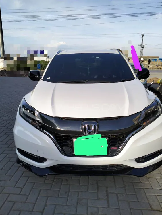 Honda Vezel 2017 for Sale in Peshawar Image-1