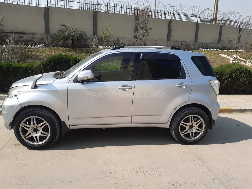 Toyota Rush 2009 for Sale in Multan Image-1