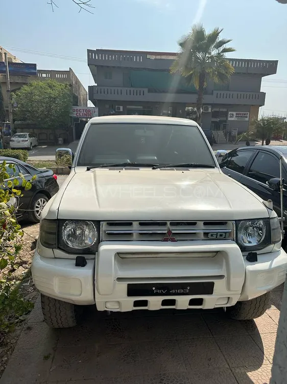 Mitsubishi Pajero 1999 for Sale in Islamabad Image-1
