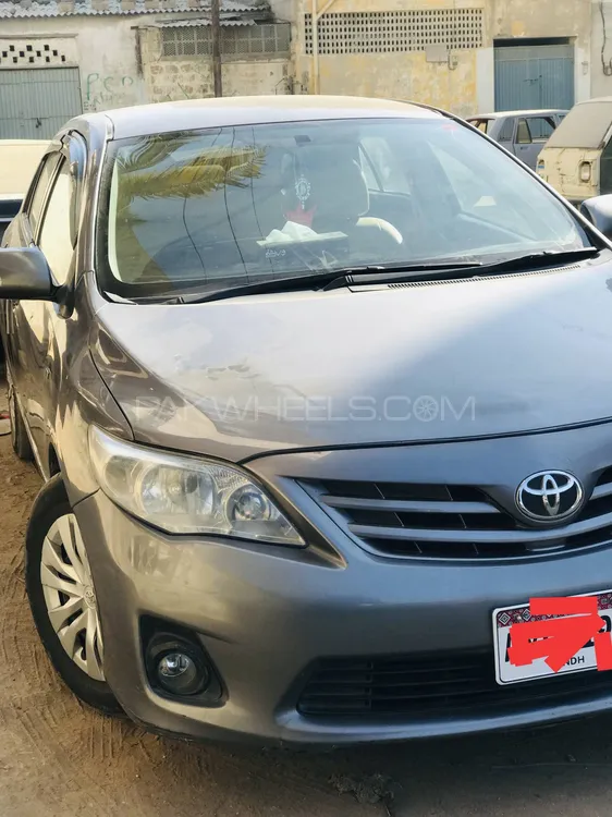 Toyota Corolla 2013 for Sale in Karachi Image-1
