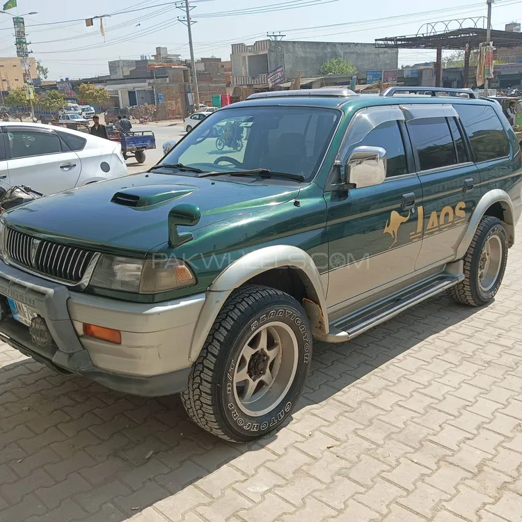 Mitsubishi Other 1998 for Sale in Islamabad Image-1