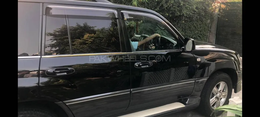 Toyota Land Cruiser 2006 for Sale in Jaranwala Image-1