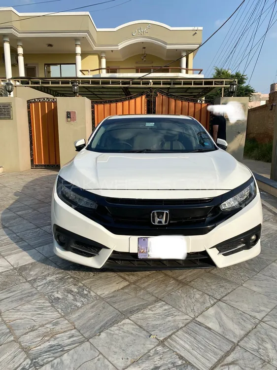 Honda Civic 2016 for Sale in Faisalabad Image-1