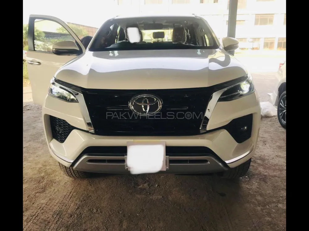 Toyota Fortuner 2022 for Sale in Lahore Image-1