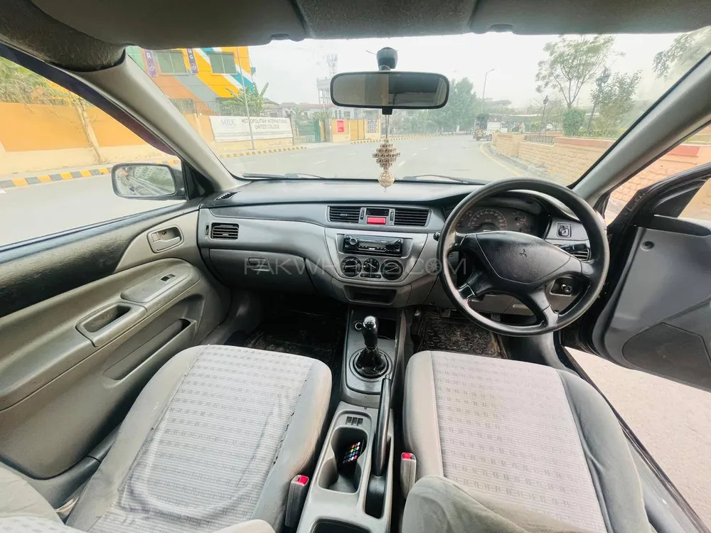 Mitsubishi Lancer 2005 for Sale in Lahore Image-1