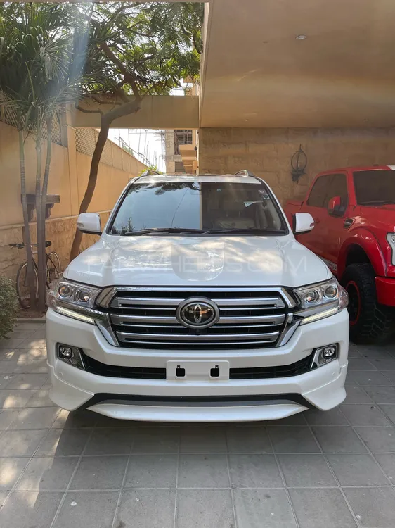 Toyota Land Cruiser 2015 for Sale in Karachi Image-1