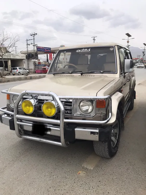 Mitsubishi Pajero 1987 for Sale in Quetta Image-1