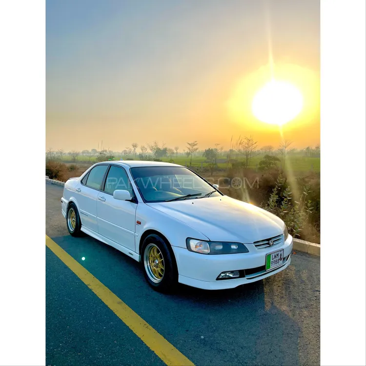 Honda Accord 2001 for Sale in Lahore Image-1