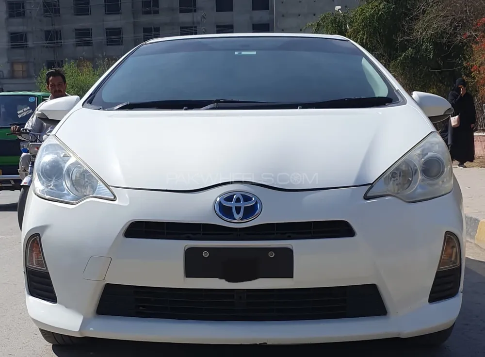 Toyota Aqua 2014 for Sale in Peshawar Image-1