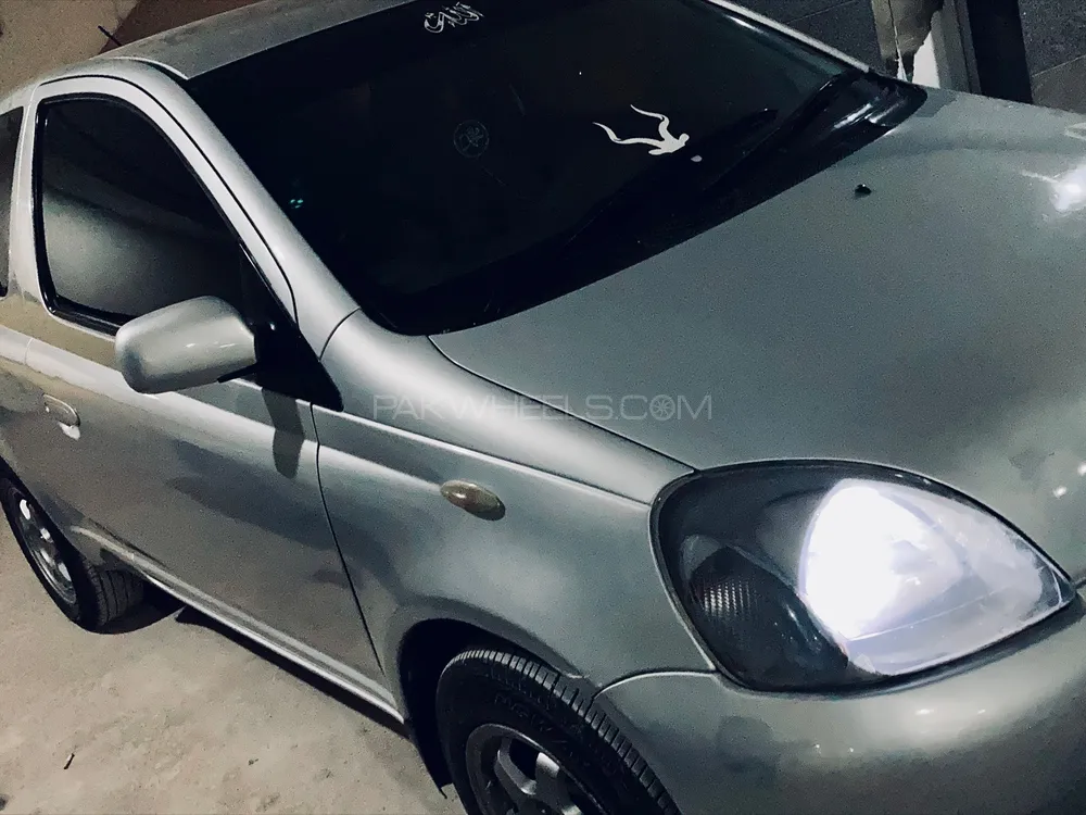Toyota Vitz 1999 for Sale in Peshawar Image-1
