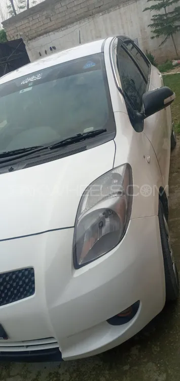 Toyota Vitz 2005 for Sale in Peshawar Image-1
