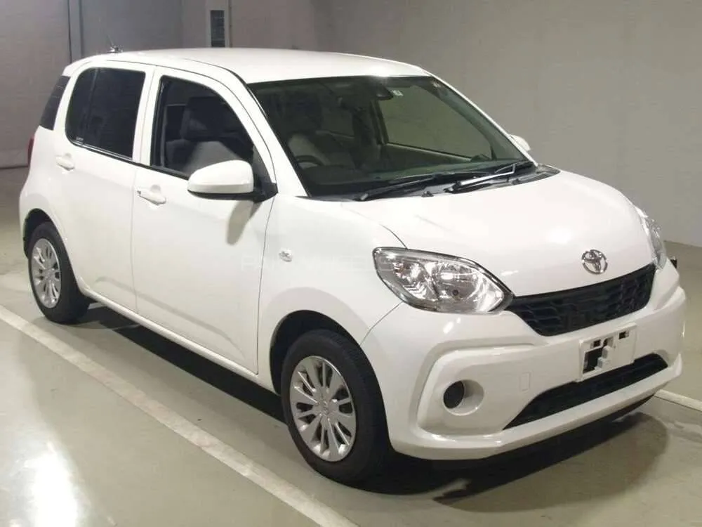 Toyota Passo 2017 for Sale in Karachi Image-1