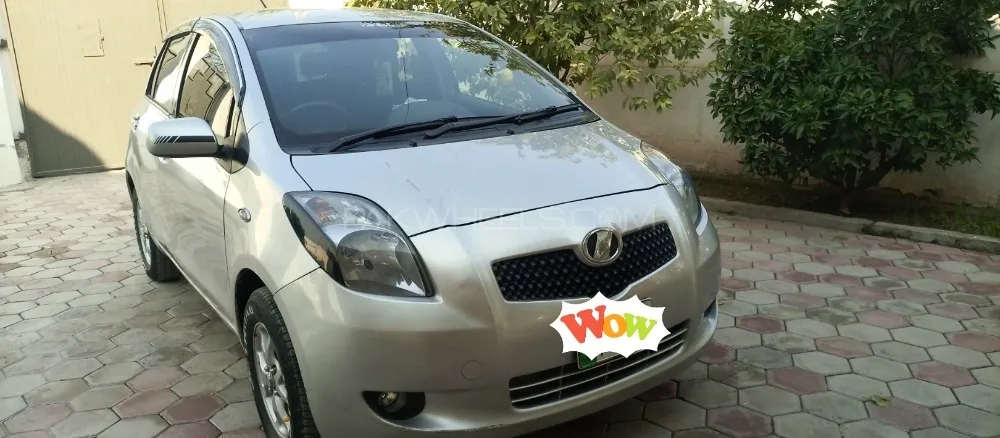 Toyota Vitz 2006 for Sale in Kohat Image-1