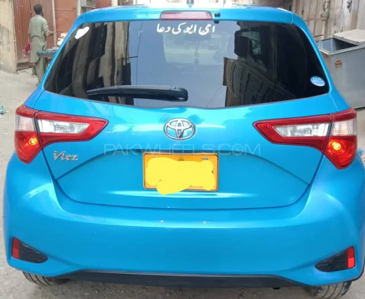 Toyota Vitz 2018 for Sale in Karachi Image-1