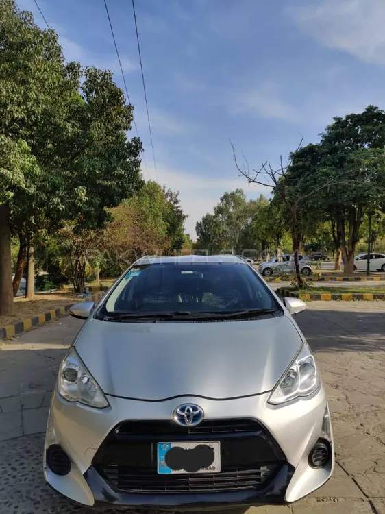 Toyota Aqua 2015 for Sale in Islamabad Image-1