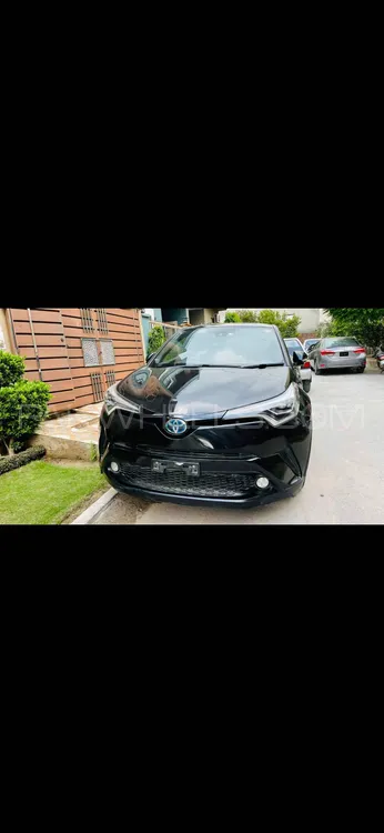 Toyota C-HR 2017 for Sale in Rawalpindi Image-1