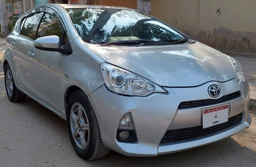 Toyota Aqua 2013 for Sale in Karachi Image-1