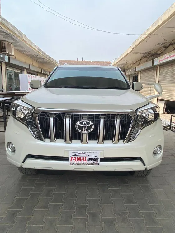 Toyota Prado 2017 for Sale in Sialkot Image-1