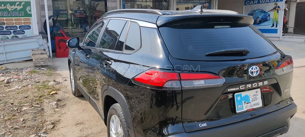 Toyota Corolla Cross 2022 for Sale in Lahore Image-1