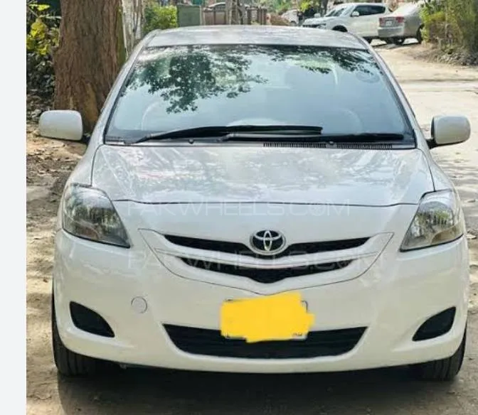 Toyota Belta 2012 for Sale in Lahore Image-1